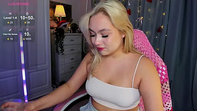 _Loneve__のライブXXXチャット