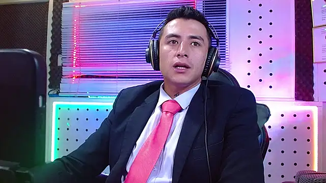 Godofcumxxx 现场XXX聊天