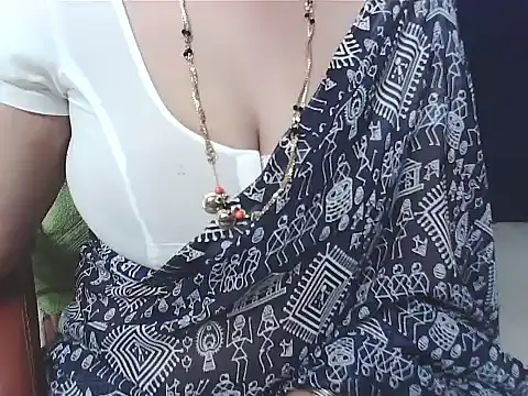 sunitha-3 即時 XXX 聊天