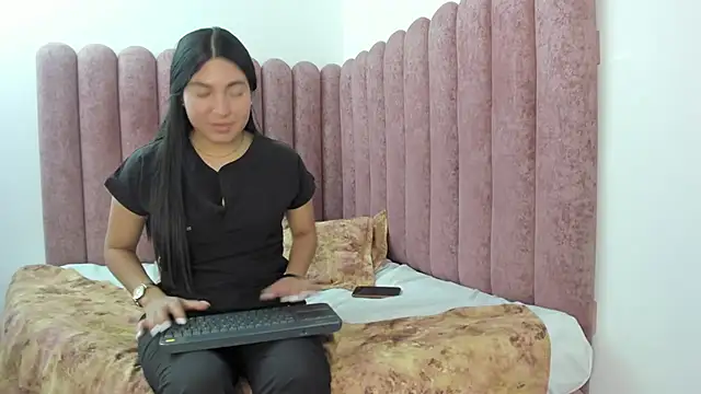 Scarlet_LiveのライブXXXチャット