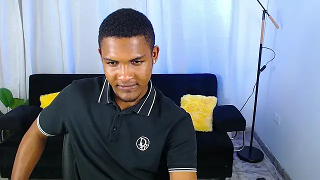 MaxCum18_ Chat XXX live