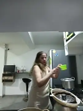 Chatroom XXX en direct de sasi_luna