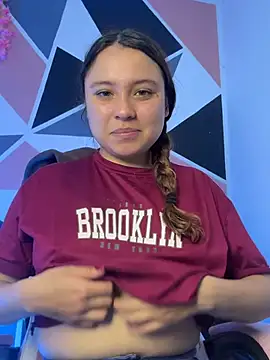 Chat XXX ao vivo de little_emma0