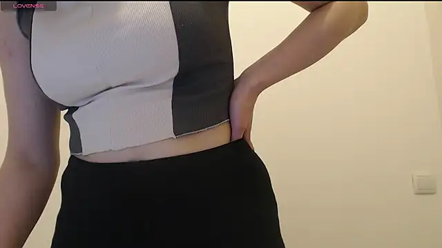 _Hot_Lady_ Live XXX-Chat