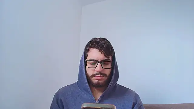 thomas_gun: онлайн-секс-чат