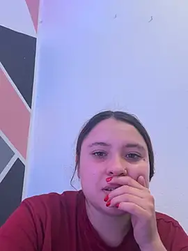 XXX chat uživo modela little_emma0