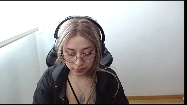 Juliexxxxtasyn Live XXX chat