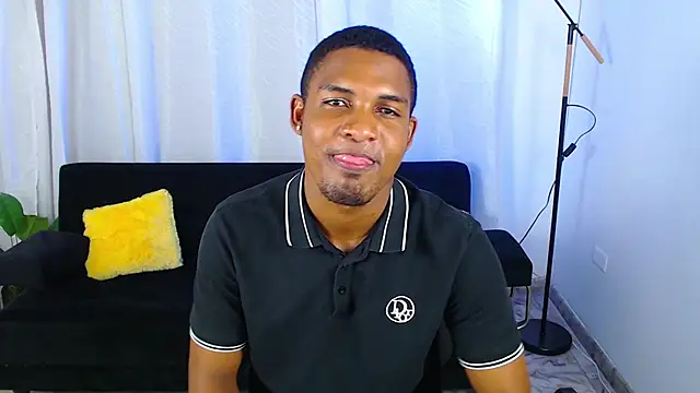 Show de webcam de MaxCum18_