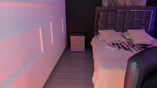 GabrielakassiのライブXXXチャット