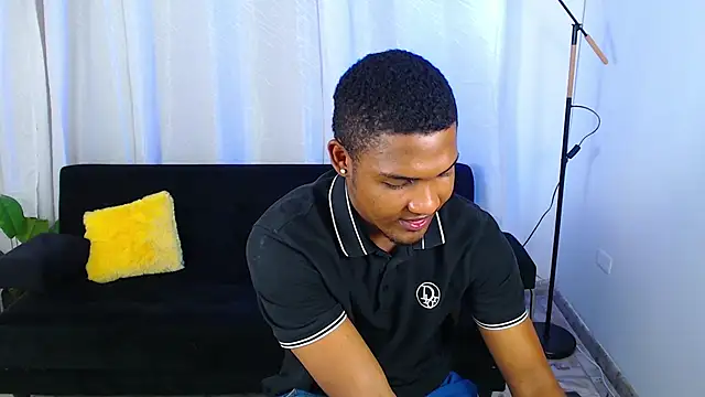 MaxCum18_ – webcam-show