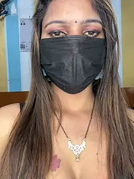 CUTI-NAINA 网络视讯表演