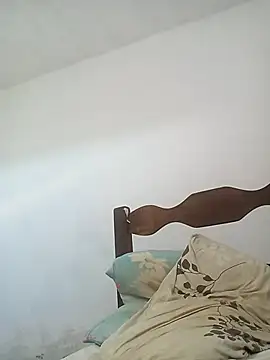 Pretinhoo25 Webcam Show