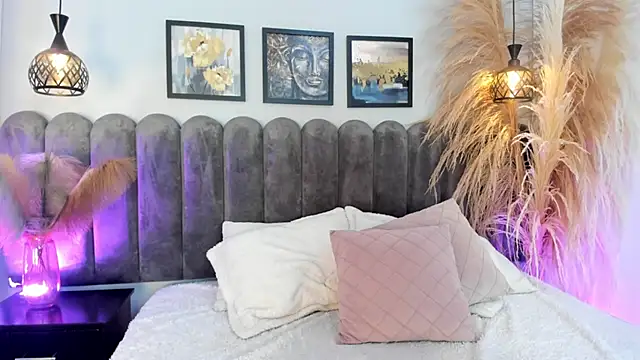 Viollet_xoxo élő XXX-chatje