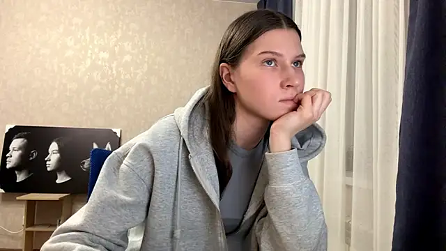 Chat +18 de CloudyTube ao vivo