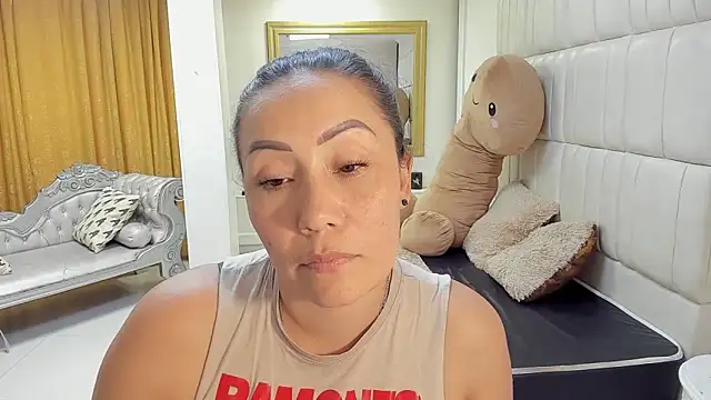 gaby_trent: απευθείας συνομιλία ΧΧΧ