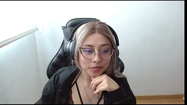 Juliexxxxtasy Live XXX-Chat