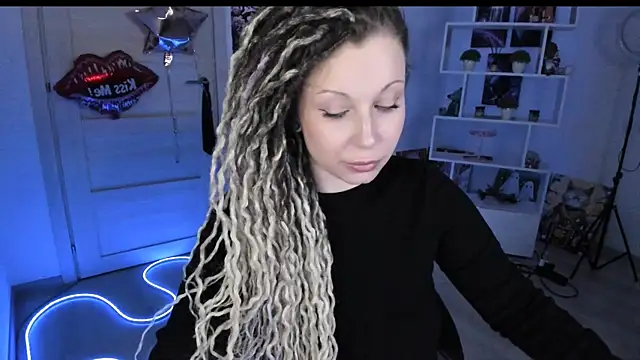 XXX chat uživo modela HoneySallyMoore