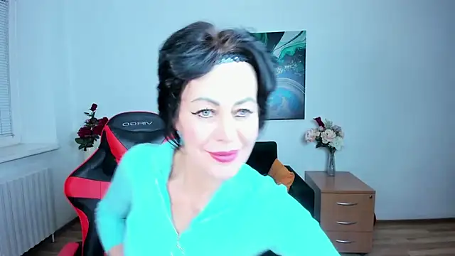 Silvia_Wallec élő XXX-chatje