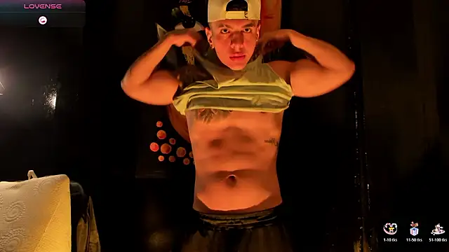 SalvatoreDmore: онлайн-секс-чат