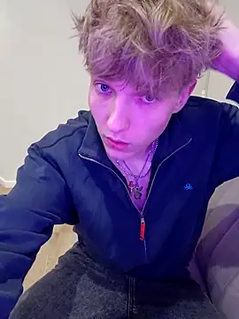 Paradeevich_And: онлайн-секс-чат