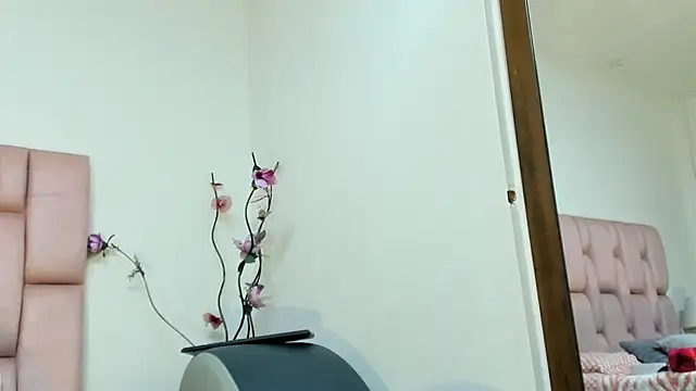 دردشة kamii_arias الجنسية المباشرة