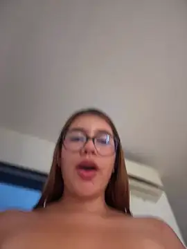 Chat XXX ao vivo de sara_calderon