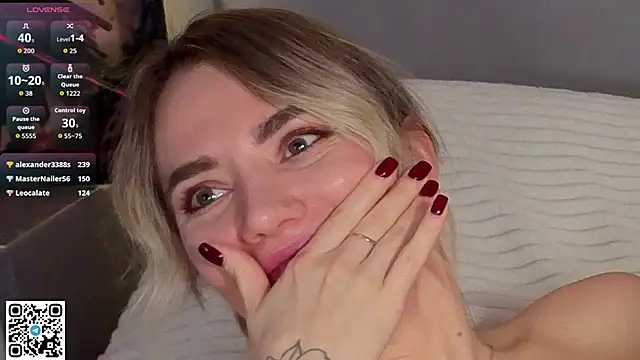 Hakuuna_Matata – Naživo XXX chat