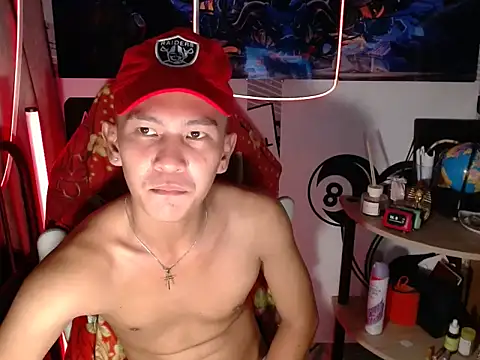 RalfAsian25 在線直播表演