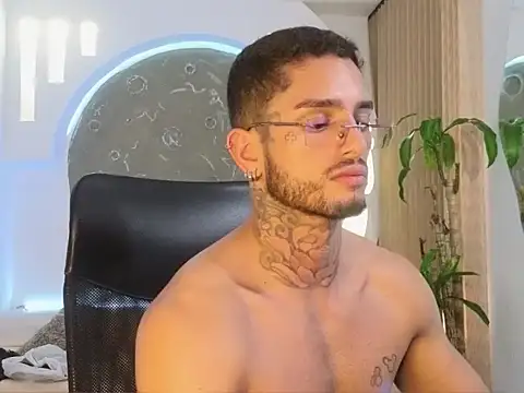 Alanrodgers: онлайн-секс-чат