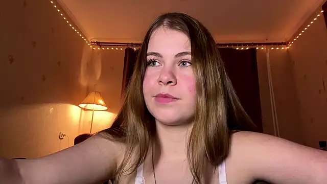 MaevAmyのライブXXXチャット