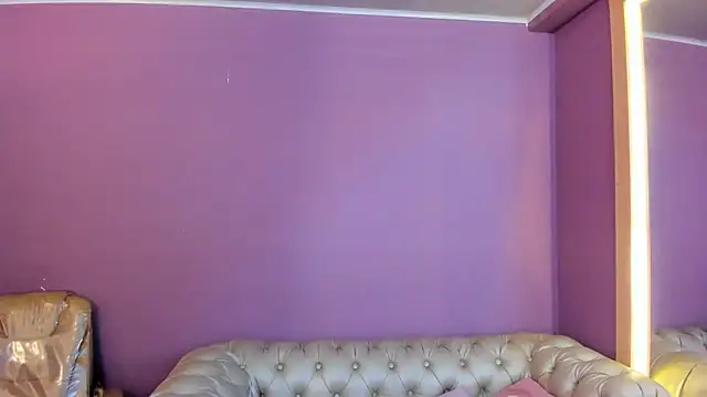 dahianeconnor: онлайн-секс-чат