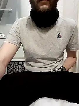 80julien: онлайн-секс-чат