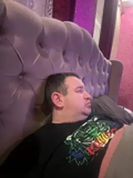 Pertunjukan Kamera Web Shailadiess