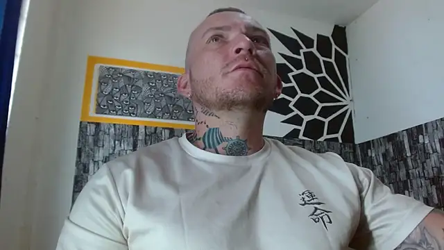 stripnolimits: онлайн-секс-чат