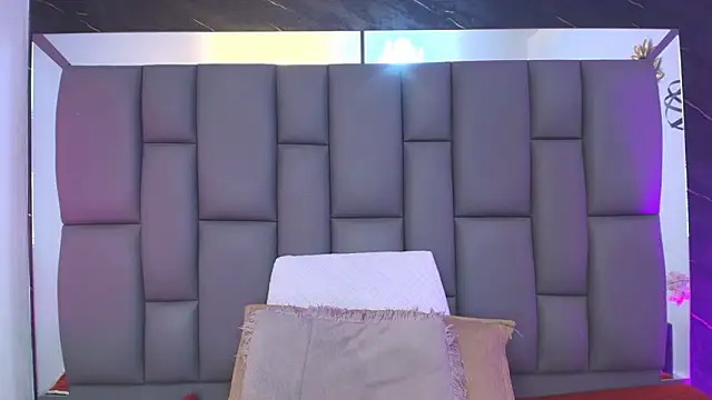 _MiaBrown_ – Naživo XXX chat