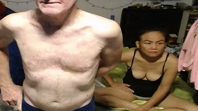 Chatroom XXX en direct de 1CuteAndSexy69