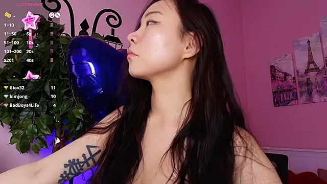 Inari_Okami_ Live XXX-chat