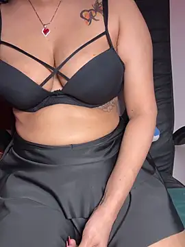 Squirt_Queen_X Adlı Modelin Canlı XXX Sohbeti