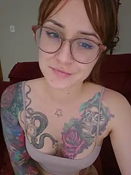 Ahrya_: онлайн-секс-чат