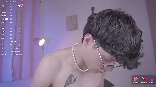 simonbane01 élő XXX-chatje