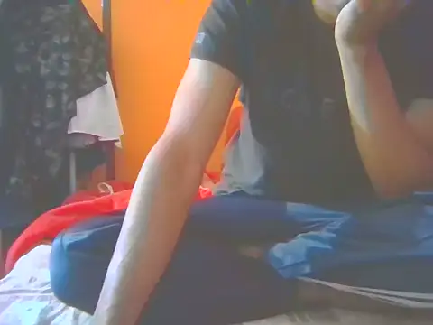 guywithasmolldick élő XXX-chatje