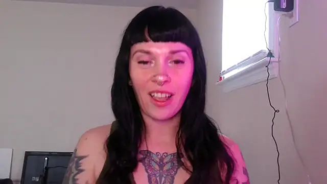 Marcelinegoddess Chat XXX in diretta