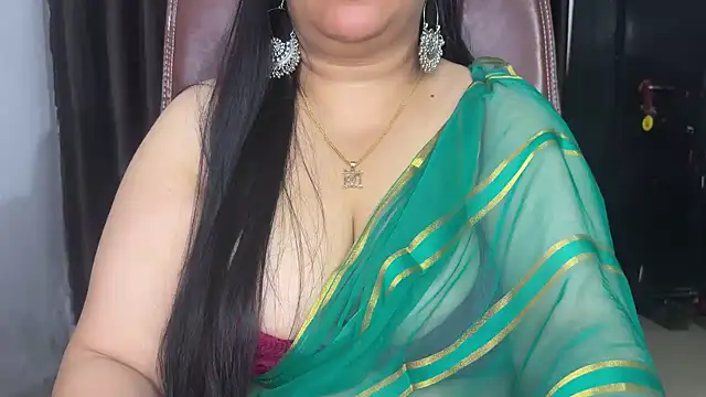 FlatVincy4's Live XXX Chat