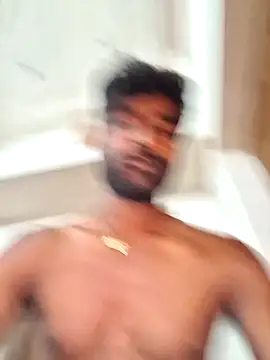 Hot_desi_man12 élő XXX-chatje