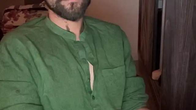 MakeMeAwareAah webcam show