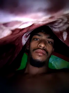 RAKIB5676 élő XXX-chatje