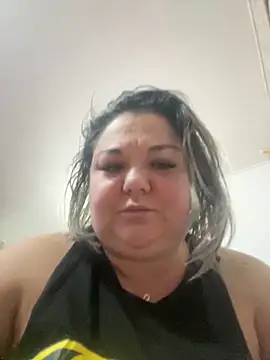 MikyVesela élő XXX-chatje