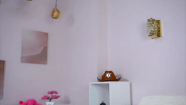 Chat XXX en directo de SunnivaCovil