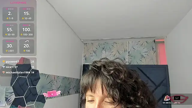 Valery_More__ Live XXX Chat