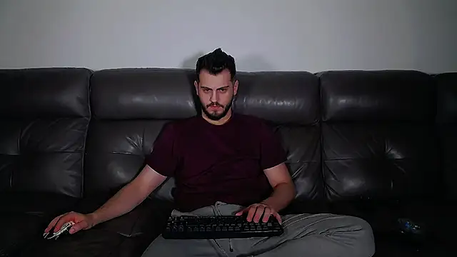 Chat +18 de CrazyDom1 ao vivo